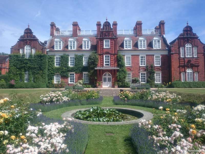 newnham-college-cambridge exterior